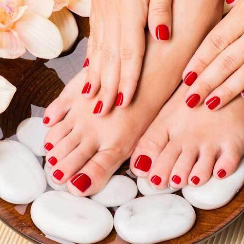 LOVELY NAILS - Pedicure